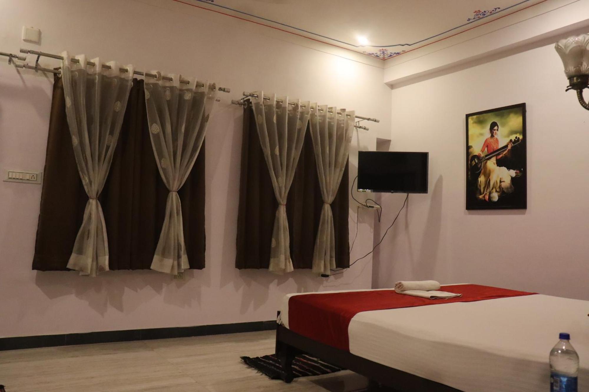 Hotel Shiv Palace أُودايبور المظهر الخارجي الصورة